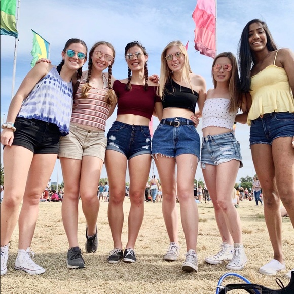 Meet your Posher, Riley - Picture 2 of 5